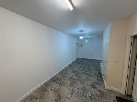 1 bedroom Studio flat to let in Union Street, Dudley Town Centre, Dudley, DY2
