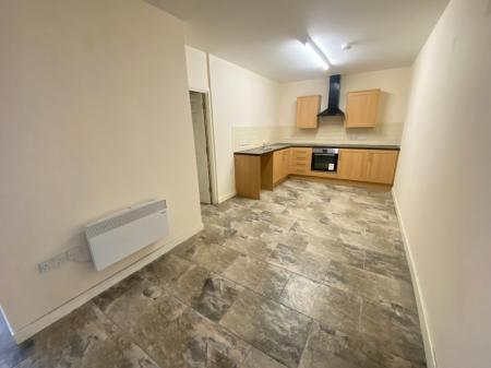 1 bedroom Studio flat to let in Union Street, Dudley Town Centre, Dudley, DY2
