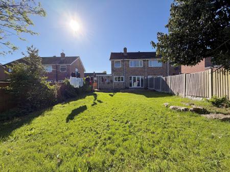 3 bedroom Semi-detached house for sale in Elizabeth Avenue, Blakenhall, Wolverhampton, WV4