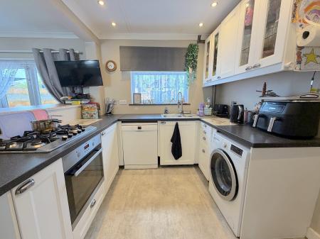 3 bedroom Semi-detached house for sale in Duckhouse Road, Wednesfield, Wolverhampton, WV11