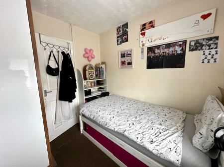 3 bedroom Semi-detached house for sale in Brindley Avenue, Ashmore Park, Wolverhampton, WV11