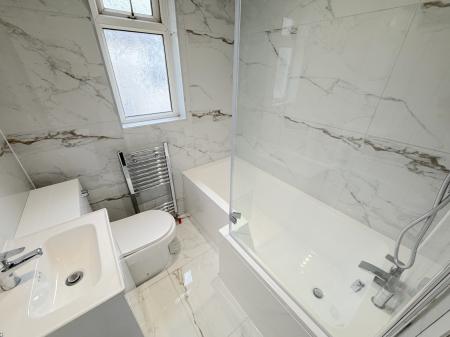 3 bedroom Semi-detached house for sale in Wolverhampton Road East, Parkfields, Wolverhampton, WV4