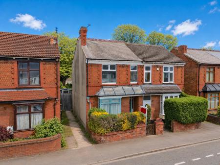 Wolverhampton Road East, Parkfields, Wolverhampton, WV4