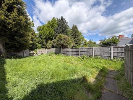 2 bedroom End of terrace house for sale in Wood Avenue, Wednesfield, Wolverhampton, WV11