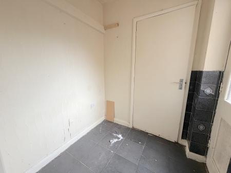 2 bedroom End of terrace house for sale in Wood Avenue, Wednesfield, Wolverhampton, WV11