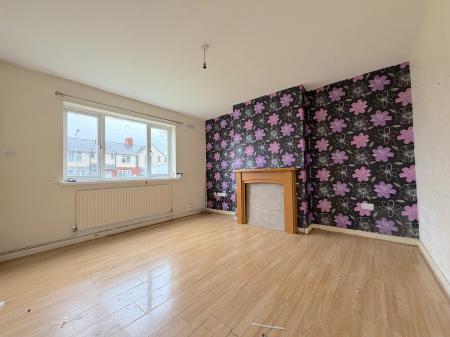 2 bedroom End of terrace house for sale in Wood Avenue, Wednesfield, Wolverhampton, WV11