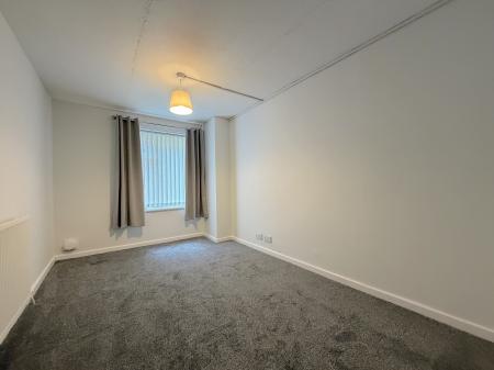 1 bedroom Flat for sale in Oxford Street, Bilston, Wolverhampton, WV14
