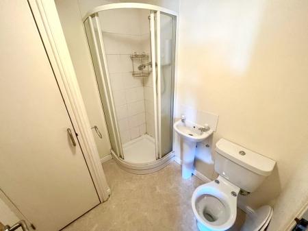 2 bedroom Apartment to let in Gomer Street, Willenhall, WV13