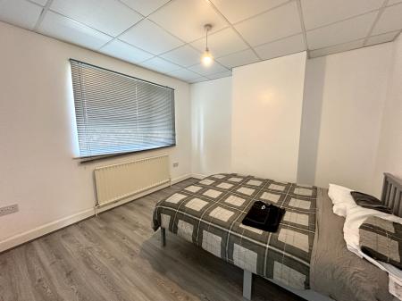 3 bedroom Semi-detached house to let in Worcester Road, Willenhall, WV13