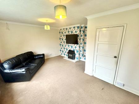 3 bedroom Semi-detached house to let in Swancote Drive, Wolverhampton, WV4