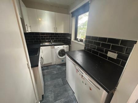1 bedroom Studio flat to let in Parkfield Road, Wolverhampton, WV4