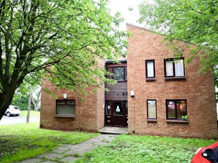 1 bedroom Studio flat to let in Parkfield Road, Wolverhampton, WV4