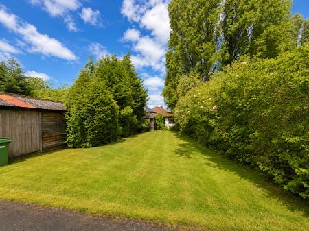 3 bedroom Semi-detached house for sale in Wimborne Road, Fallings Park, Wolverhampton, WV10