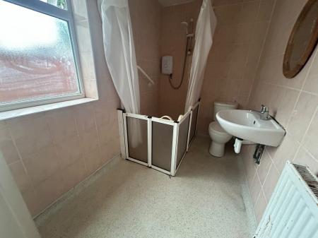 3 bedroom Terraced House to let in Dalton Street, Penn Fields, Wolverhampton, WV3