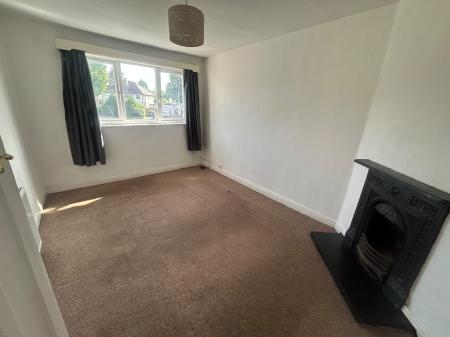 1 bedroom Flat to let in Green Lane, Wolverhampton, WV6
