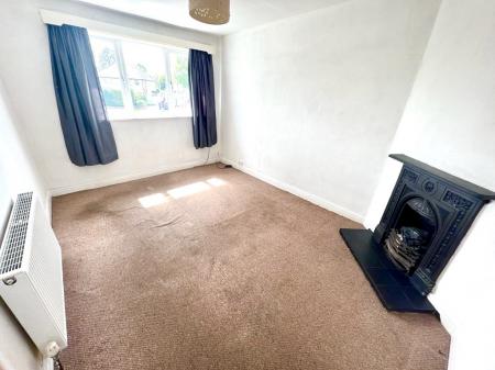 1 bedroom Flat to let in Green Lane, Wolverhampton, WV6