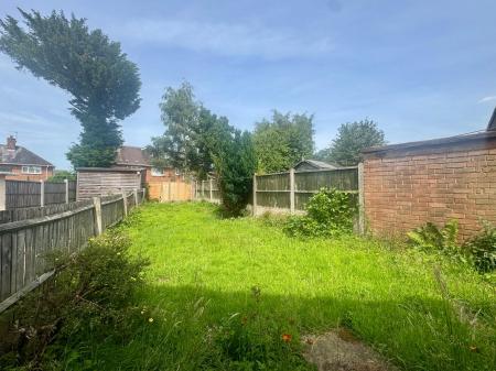 2 bedroom End of terrace house to let in Slade Road, Wolverhampton, WV10