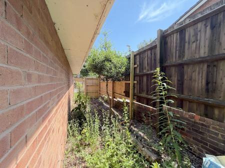 3 bedroom Detached house for sale in Woodfield Heights, Tettenhall, Wolverhampton, WV6