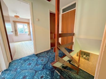 3 bedroom Detached house for sale in Woodfield Heights, Tettenhall, Wolverhampton, WV6