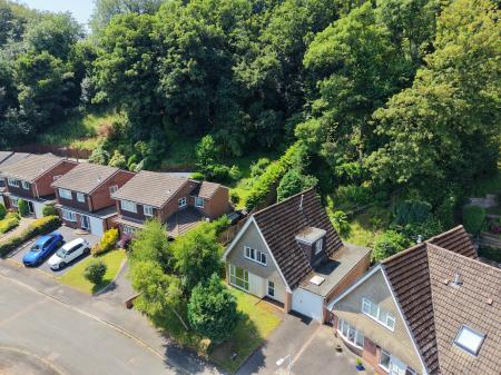 3 bedroom Detached house for sale in Woodfield Heights, Tettenhall, Wolverhampton, WV6