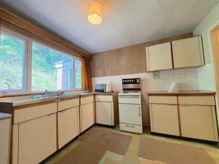 3 bedroom Detached house for sale in Woodfield Heights, Tettenhall, Wolverhampton, WV6