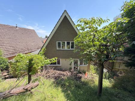 3 bedroom Detached house for sale in Woodfield Heights, Tettenhall, Wolverhampton, WV6
