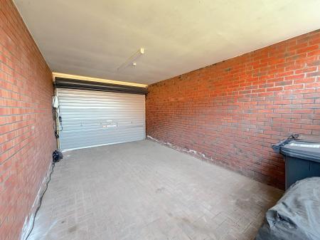 3 bedroom Town house for sale in Lancaster Drive, Wednesfield, Wolverhampton, WV11