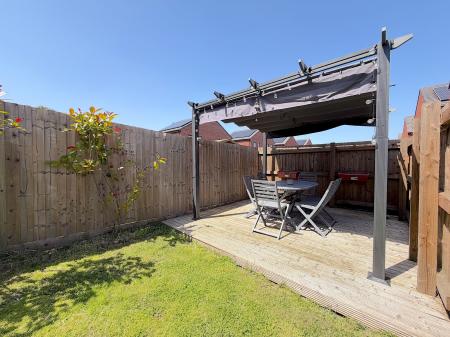 3 bedroom Town house for sale in Lancaster Drive, Wednesfield, Wolverhampton, WV11
