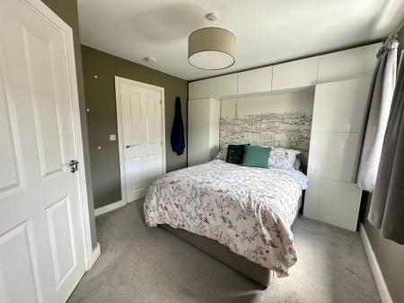 4 bedroom Semi-detached house for sale in Sorrel Drive, Bilston, WV14