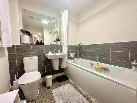 4 bedroom Semi-detached house for sale in Sorrel Drive, Bilston, WV14
