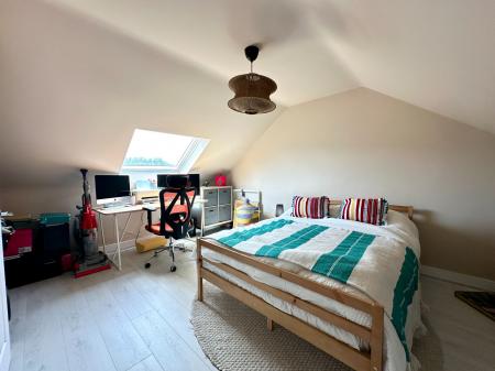 4 bedroom Semi-detached house for sale in Sorrel Drive, Bilston, WV14
