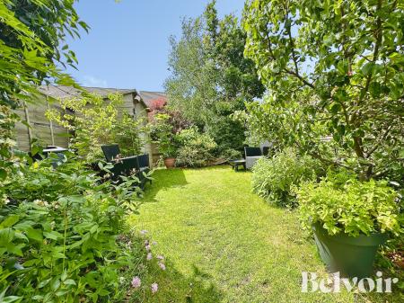 4 bedroom Semi-detached house for sale in Sorrel Drive, Bilston, WV14