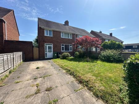 3 bedroom Semi-detached house to let in Southall Road, Wednesfield, WV11