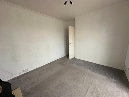 3 bedroom Semi-detached house to let in Southall Road, Wednesfield, WV11