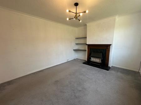 3 bedroom Semi-detached house to let in Southall Road, Wednesfield, WV11