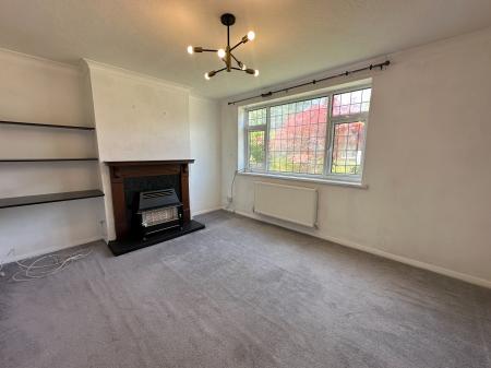 3 bedroom Semi-detached house to let in Southall Road, Wednesfield, WV11