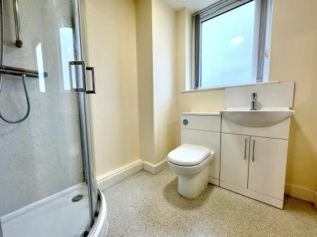 2 bedroom Apartment to let in The Minories, Dudley, DY2