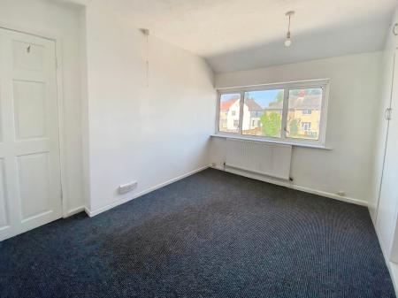 3 bedroom Semi-detached house to let in Vaughan Road, Willenhall, WV13