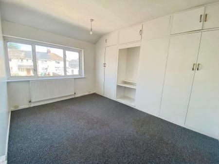 3 bedroom Semi-detached house to let in Vaughan Road, Willenhall, WV13