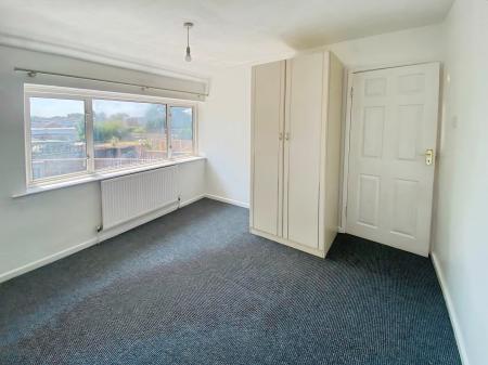 3 bedroom Semi-detached house to let in Vaughan Road, Willenhall, WV13