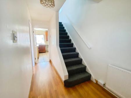 3 bedroom Semi-detached house to let in Vaughan Road, Willenhall, WV13
