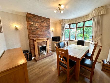 3 bedroom Semi-detached house for sale in Wimborne Road, Fallings Park, Wolverhampton, WV10