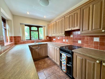 3 bedroom Semi-detached house for sale in Wimborne Road, Fallings Park, Wolverhampton, WV10