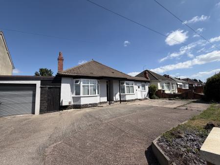 4 bedroom Bungalow to let in Stafford Road, Wolverhampton, WV10