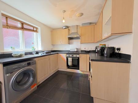 4 bedroom Detached house for sale in Rakegate Close, Oxley, Wolverhampton, WV10