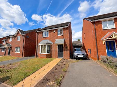 4 bedroom Detached house for sale in Rakegate Close, Oxley, Wolverhampton, WV10