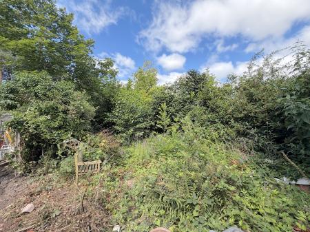 3 bedroom Semi-detached house for sale in Roderick Drive, Wednesfield, Wolverhampton, WV11