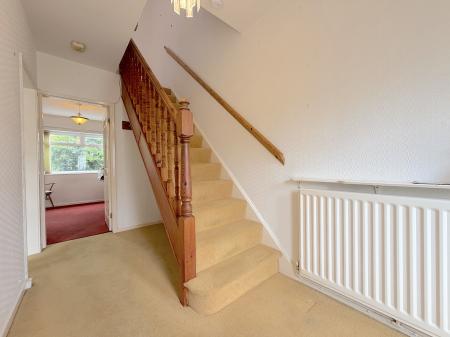 3 bedroom Semi-detached house for sale in Roderick Drive, Wednesfield, Wolverhampton, WV11