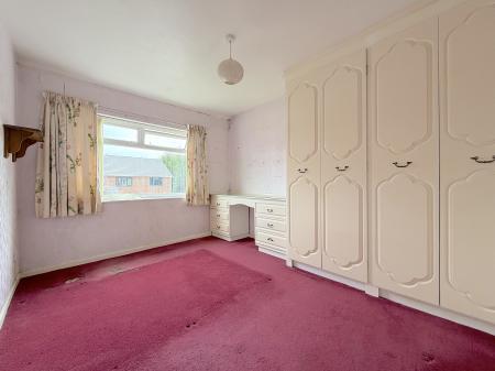 3 bedroom Semi-detached house for sale in Roderick Drive, Wednesfield, Wolverhampton, WV11
