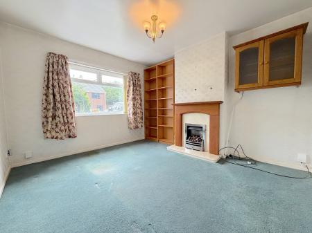 3 bedroom Semi-detached house for sale in Roderick Drive, Wednesfield, Wolverhampton, WV11